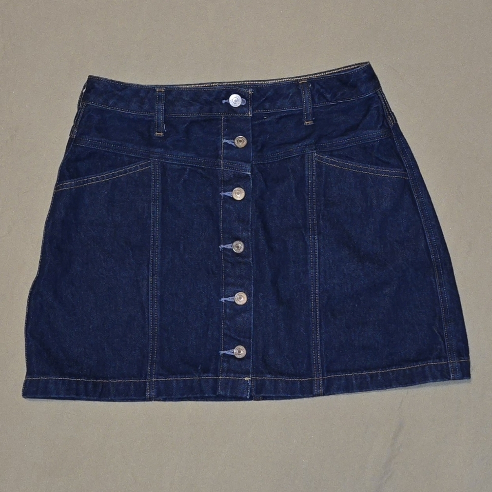 Abercrombie & Fitch Mid-Rise Button-Front Denim Mini Skirt – Size 29 #003